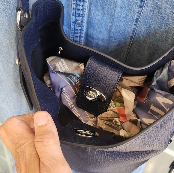 Marc by Marc Jacobs C-Lock‎ Bucket - Picture 10 of 10